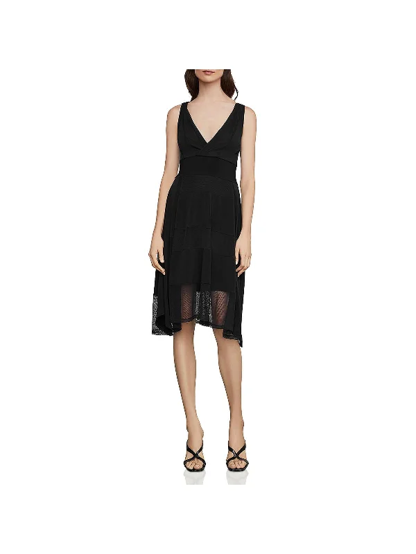 Womens Sleeveless Plunging Cocktail Dress