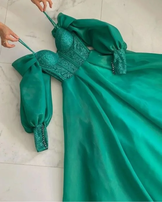 Green Long Dresses Unique Prom Dress S2039