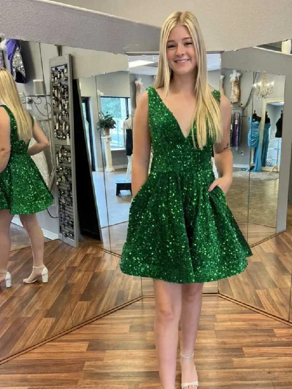 Shiny Sequins V Neck Green Prom Dresses, Short Green Homecoming Dresses, Green Formal Evening Dresses        S1377